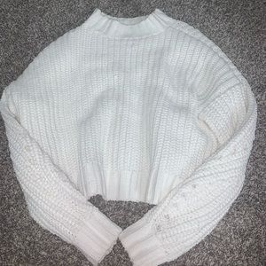 Super soft turtleneck sweater from Hollister 🦋